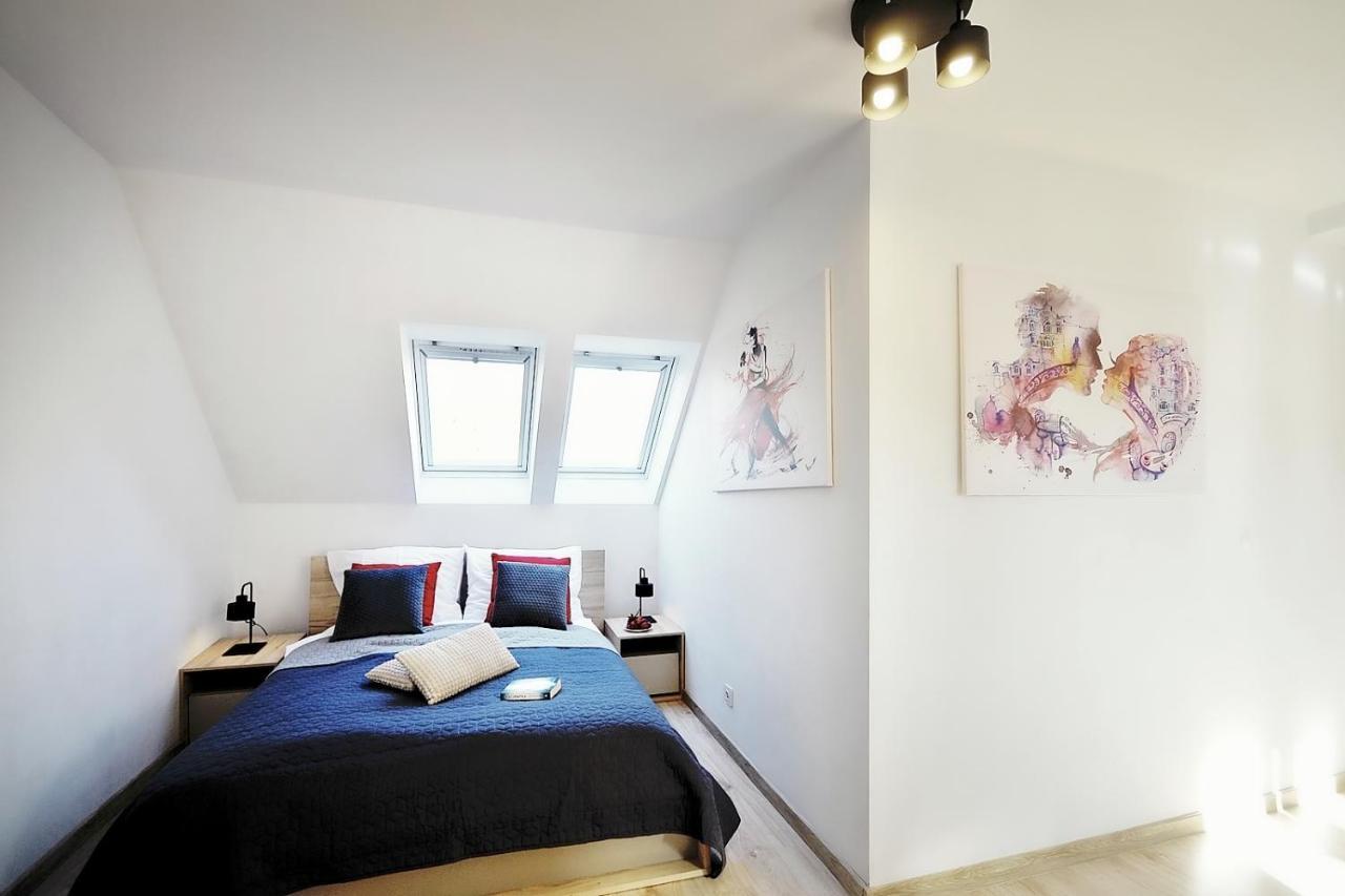 Apartment 50 M Do Plazy Thobruk Piekna Dama Z Kolobrzegu *