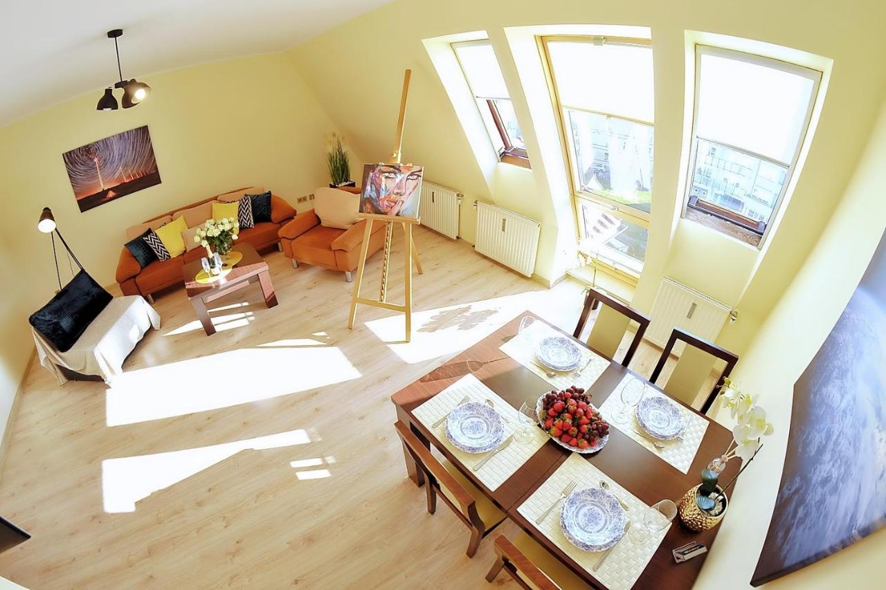 Apartment 50 M Do Plazy Thobruk Piekna Dama Z Kolobrzegu Kolobrzeg
